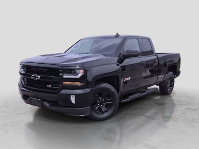 Used 2017 Chevrolet Silverado 1500 LT w/ Midnight Edition