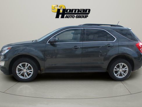 Used 2017 Chevrolet Equinox LT w/ Convenience Package image 2