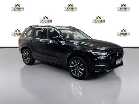 Used 2018 Volvo XC90 T5 Momentum w/ Convenience Package AWD/4WD image 3