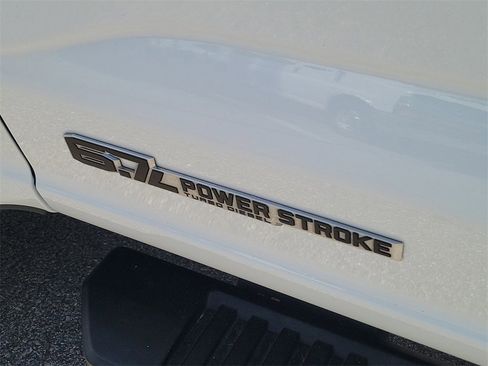 Used 2025 Ford F250 XLT image 16