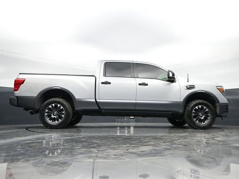 Used 2018 Nissan Titan PRO-4X w/ Pro-4x Convenience Package image 44