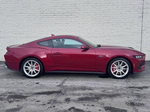 Used 2024 Ford Mustang GT Premium image 7