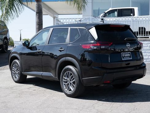 Used 2024 Nissan Rogue S AWD/4WD image 7