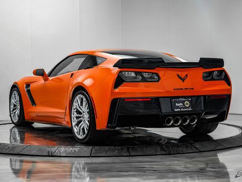 Used 2019 Chevrolet Corvette Z06 RWD image 13