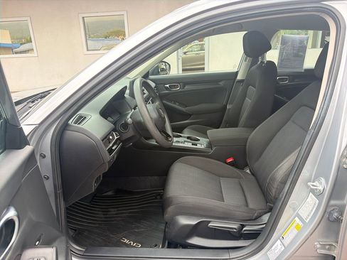Used 2022 Honda Civic LX image 10
