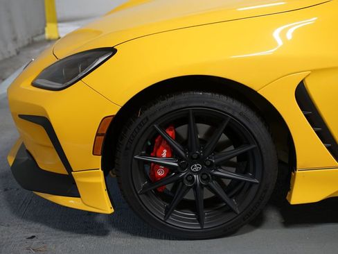 New 2026 Toyota GR86 YUZU Limited w/ GR Aero Kit image 5