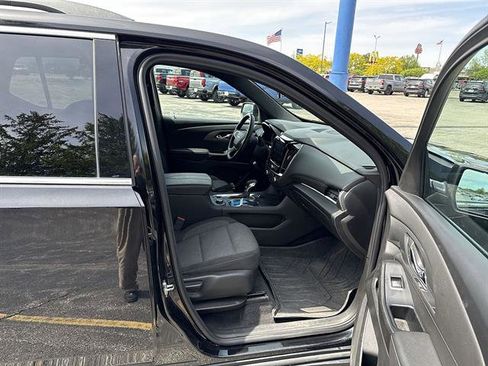 Certified 2023 Chevrolet Traverse LT w/ LPO, Floor Liner Package AWD/4WD image 56