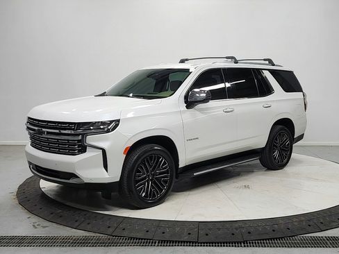 Used 2021 Chevrolet Tahoe Premier image 3