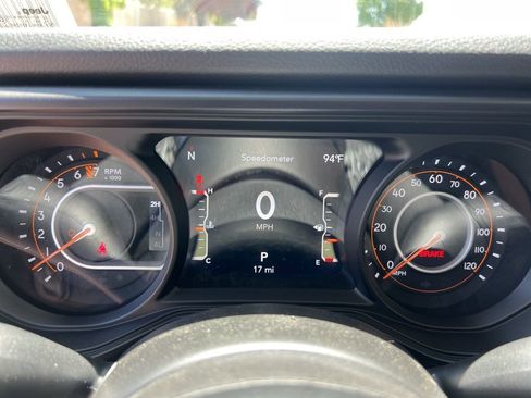 New 2025 Jeep Gladiator Sport AWD/4WD image 14