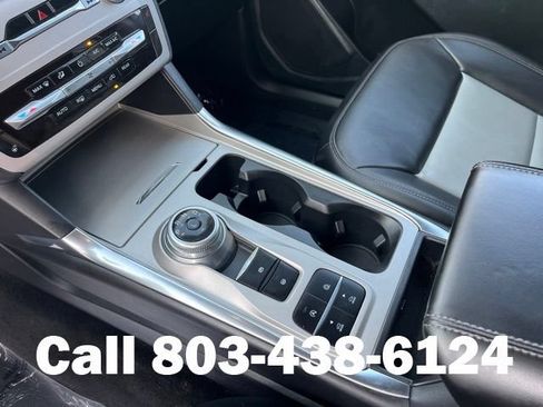 Used 2023 Ford Explorer XLT w/ Equipment Group 202A RWD image 25