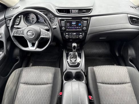 Used 2020 Nissan Rogue SV FWD image 15
