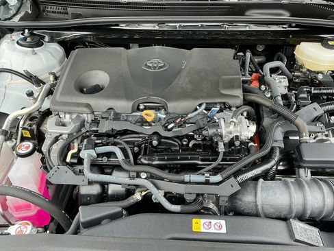 Used 2025 Toyota Camry SE w/ Multimedia Upgrade Package image 25