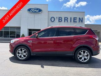 Used 2016 Ford Escape Titanium FWD video 1