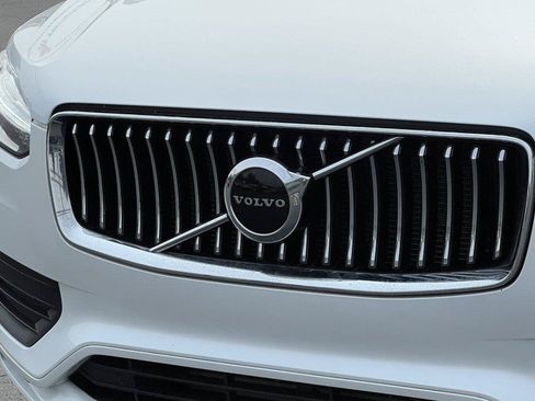 Used 2021 Volvo XC90 T5 Momentum AWD/4WD image 38
