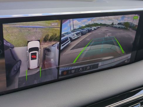 New 2025 Nissan Armada PRO-4X image 22