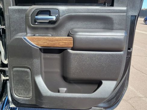 Used 2020 Chevrolet Silverado 2500 High Country w/ Z71 Off-Road Package image 17