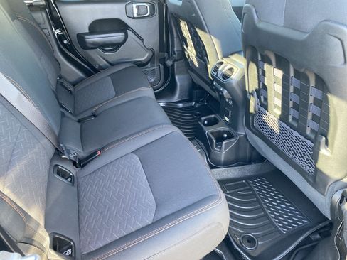 Used 2023 Jeep Gladiator Mojave w/ Trailer Tow Package image 30