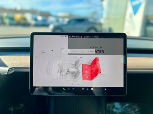 Used 2023 Tesla Model 3 Standard Range image 25