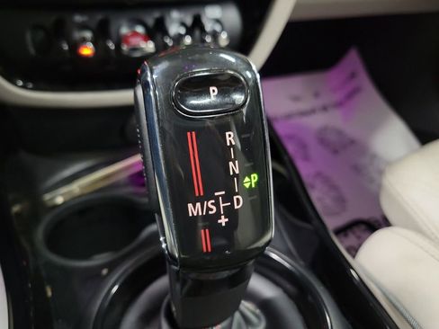 Used 2020 MINI Cooper Clubman S w/ Signature Upholstery Package image 17