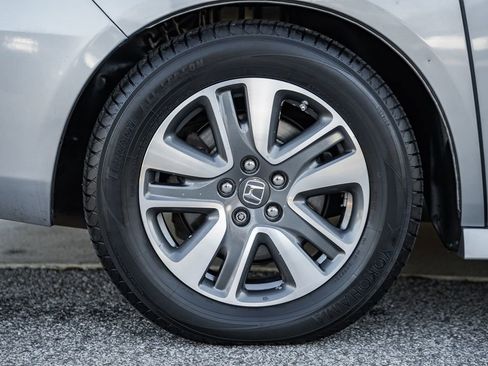 Used 2017 Honda Odyssey Touring Elite image 17