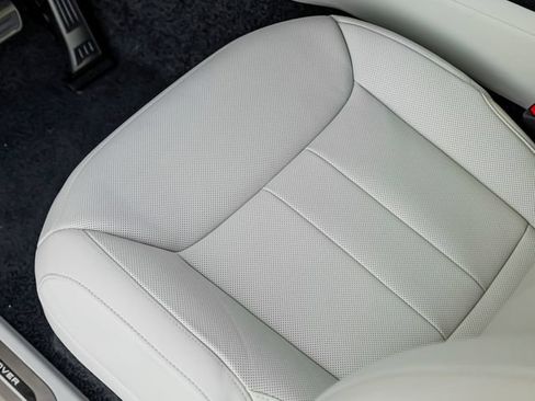 New 2026 Land Rover Range Rover SE AWD/4WD image 15