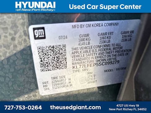 Used 2025 Chevrolet Trax LS FWD image 12