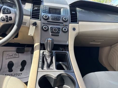 Used 2019 Ford Taurus SE FWD image 12