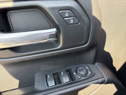 Used 2024 Chevrolet Silverado 1500 Custom Trail Boss AWD/4WD image 17