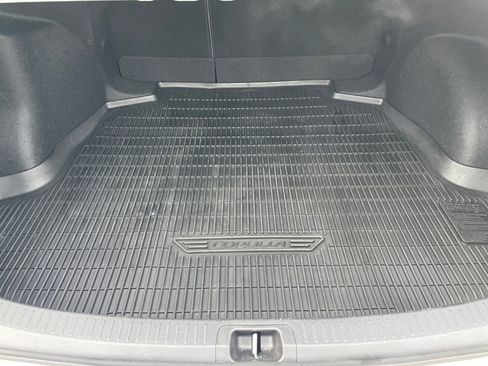 Certified 2024 Toyota Corolla SE image 21