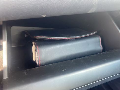 Used 2023 Toyota Corolla LE w/ Carpet Mat Package (TMS) image 17