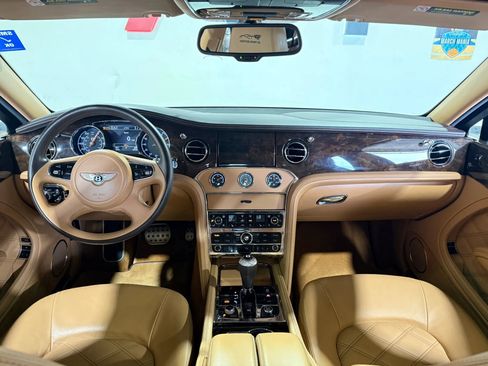 Used 2013 Bentley Mulsanne RWD image 10