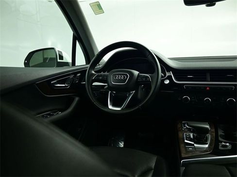 Used 2017 Audi Q7 3.0T Premium Plus image 7