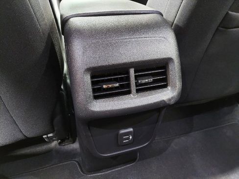 Certified 2023 Chevrolet Equinox LT image 40