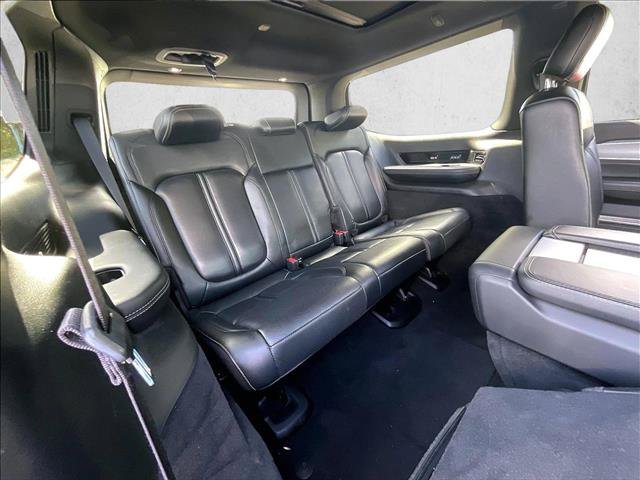 Used 2022 Jeep Grand Wagoneer Series I AWD/4WD image 29