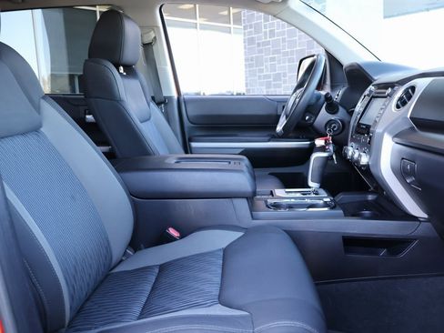 Used 2016 Toyota Tundra SR5 image 10
