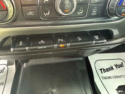 Used 2019 Chevrolet Silverado 2500 LT image 11