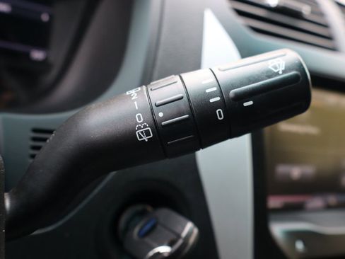 Used 2015 Ford Explorer XLT w/ Equipment Group 202A image 34