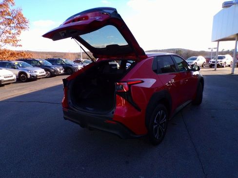 Used 2023 Subaru Solterra AWD image 3