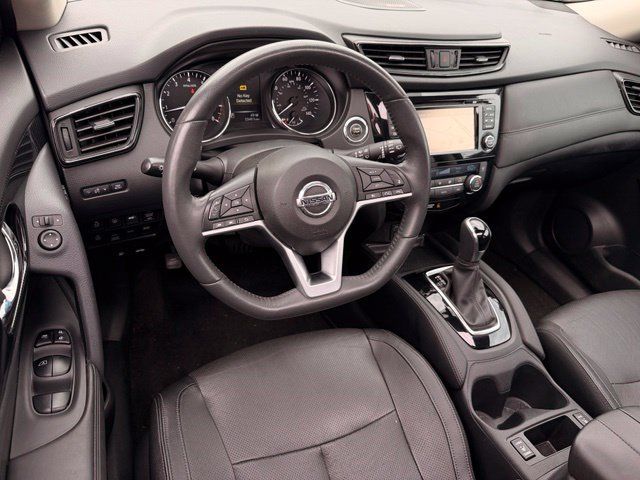 Used 2017 Nissan Rogue SL w/ SL Premium Package AWD/4WD image 21