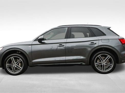 Used 2022 Audi Q5 e Prestige w/ Prestige Package image 8