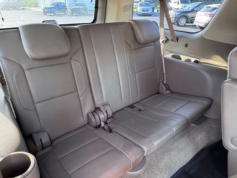 Used 2015 GMC Yukon XL SLT w/ Open Road Package AWD/4WD image 27