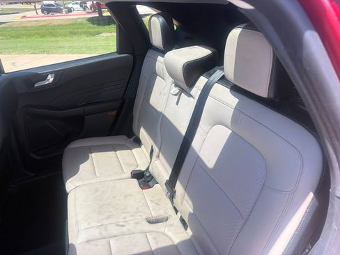 Used 2022 Ford Escape SEL FWD image 19