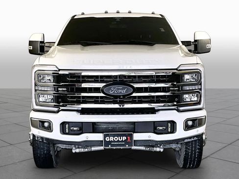 Used 2024 Ford F350 Platinum w/ FX4 Off-Road Package AWD/4WD image 4