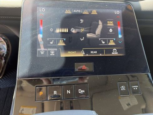 Used 2025 INFINITI QX80 Luxe RWD image 25