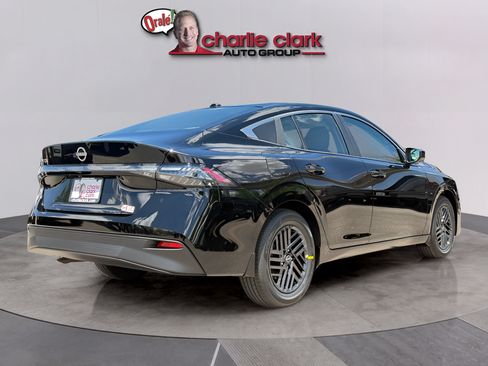 New 2026 Nissan Sentra SV w/ Floor Mat Package FWD image 5