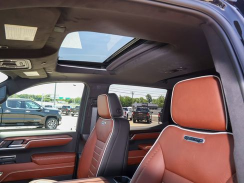 New 2026 GMC Sierra 1500 Denali Ultimate AWD/4WD image 9