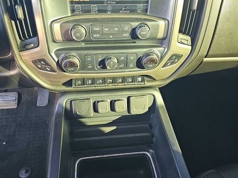 Used 2018 GMC Sierra 2500 Denali w/ Duramax Plus Package image 14