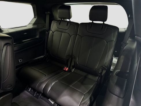 New 2025 Jeep Grand Cherokee L Limited w/ Black Appearance Package image 13