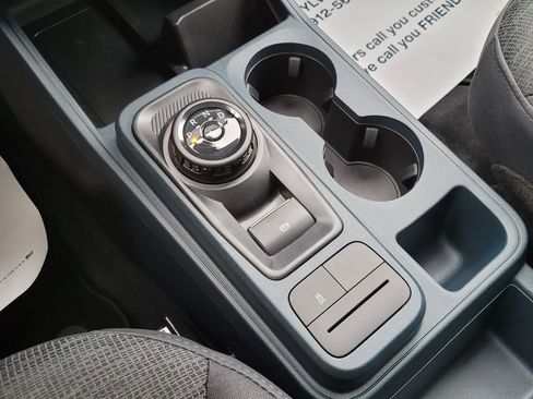 New 2025 Ford Maverick XL image 18