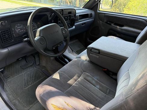 Used 1997 Dodge Ram 1500 Truck 4x4 Club Cab image 10